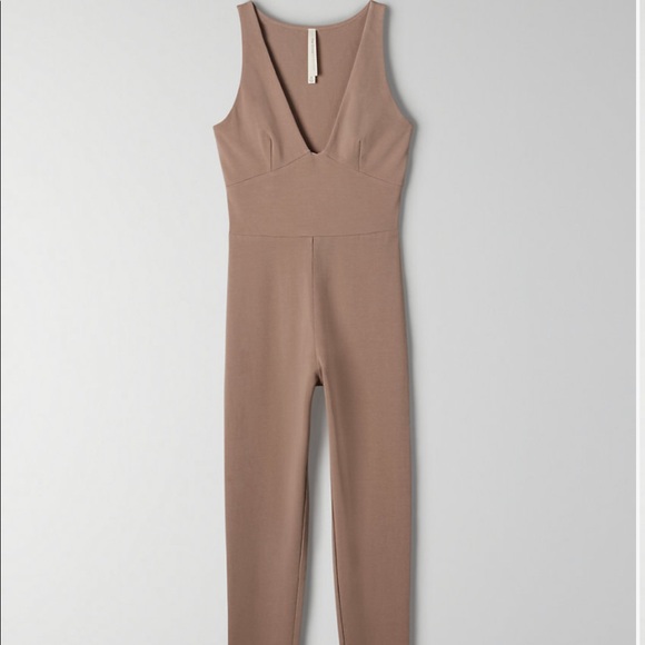 Babaton Pants - Aritzia The Group by Babaton
Soft Contour Bustier Jumpsuit